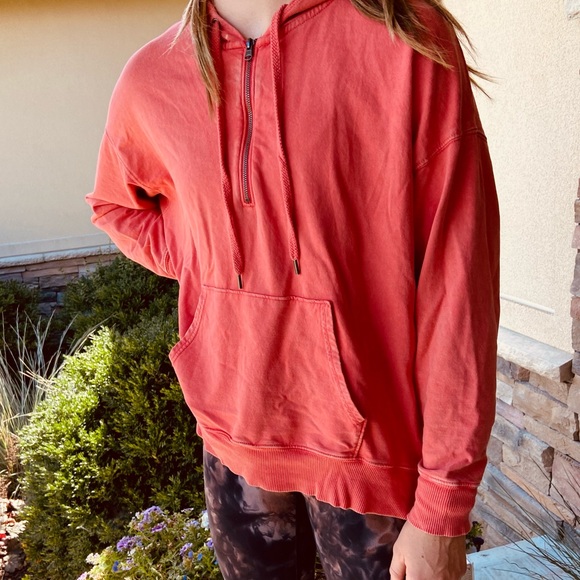 Arie sweatshirt - Picture 2 of 4